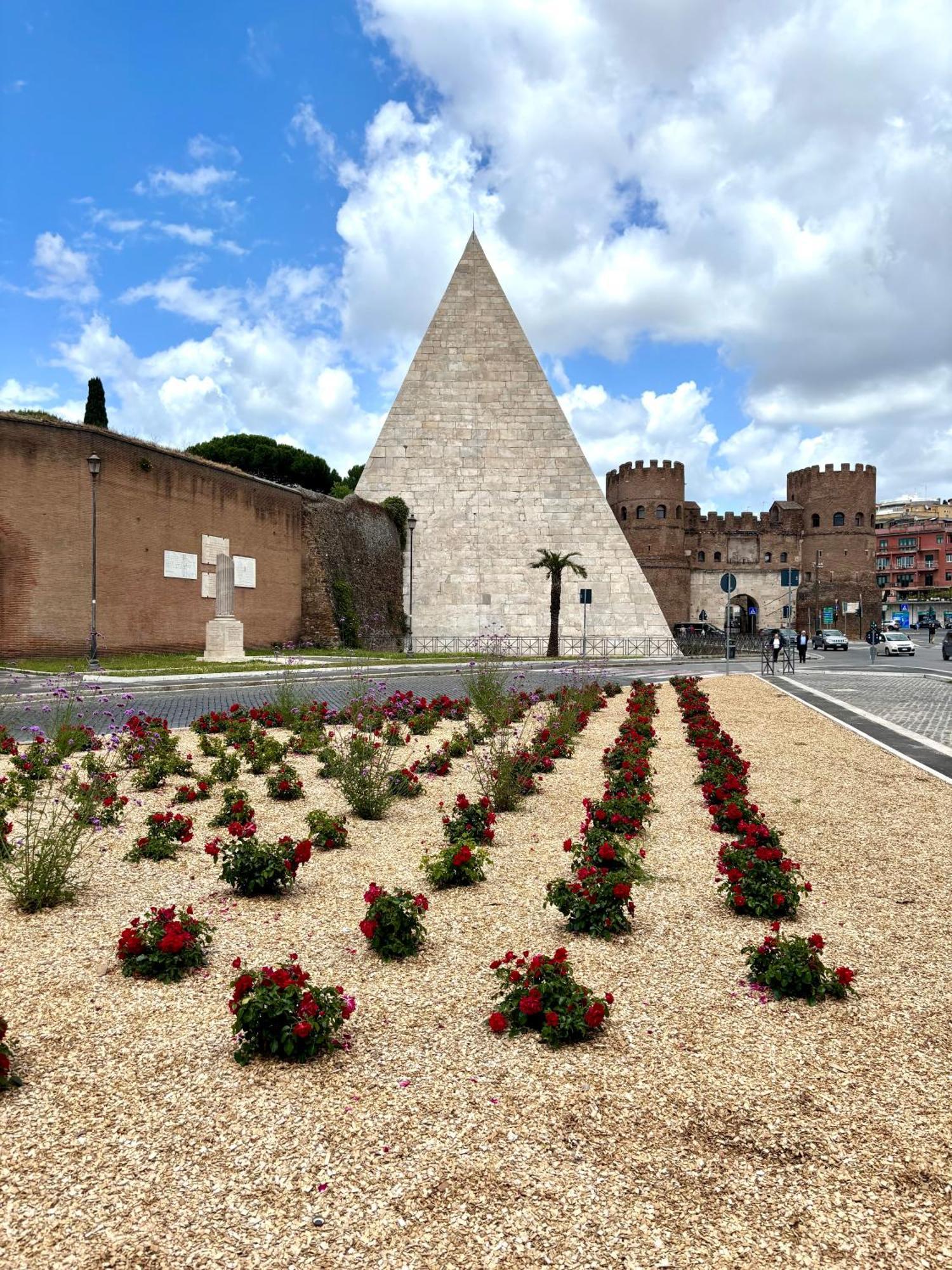 Casa Dea Piramide Appartement *
